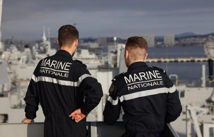 La Francia schiera una nave militare al largo delle coste del Libano come “precauzione” in caso di evacuazione