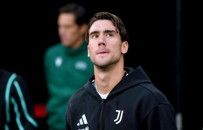 Vlahovic rivela il ‘piano’ della Juventus contro l’RB Lipsia e il portafortuna Toni