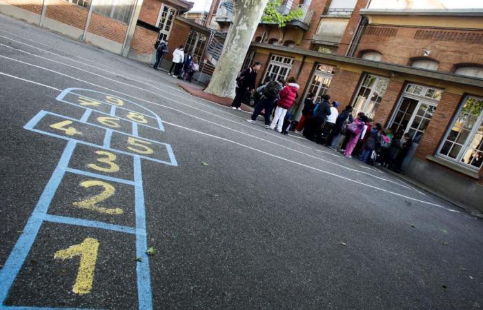 Questa scuola è stata derubata, i ladri se ne sono andati con degli assegni