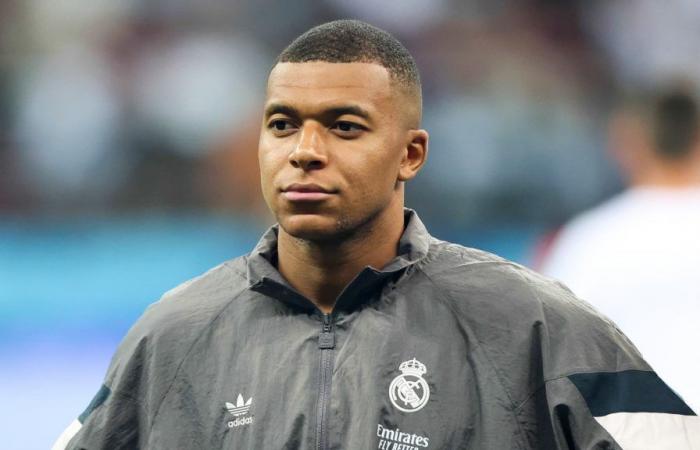 Mbappé in panchina, titolare Camavinga