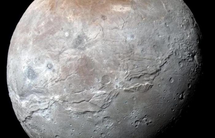 Il telescopio James Webb fa l’affascinante scoperta della luna più grande di Plutone