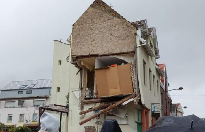 A un anno dal crollo della loro casa, non hanno ancora ottenuto il risarcimento: “È deplorevole”