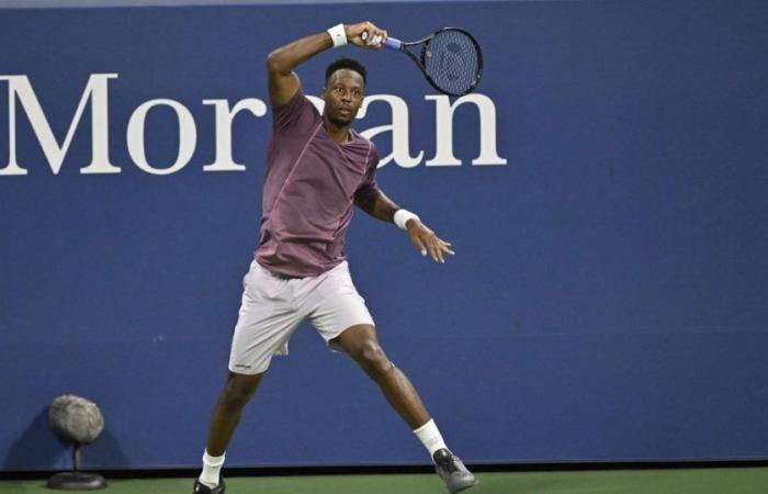 Monfils batte Baez in tre set e avanza al terzo turno del torneo di Shanghai