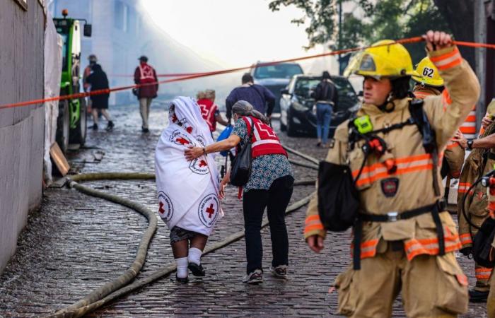 Un incendio in un edificio secolare nella Vecchia Montreal provoca due morti