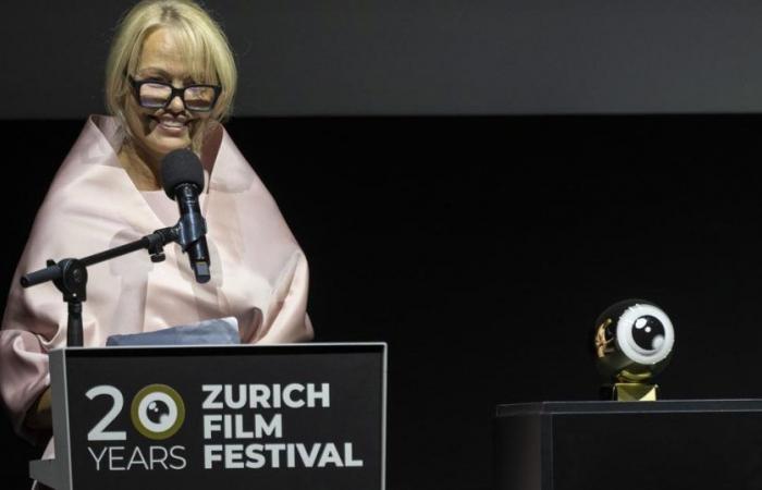 Pamela Anderson premiata allo Zurich Film Festival – rts.ch