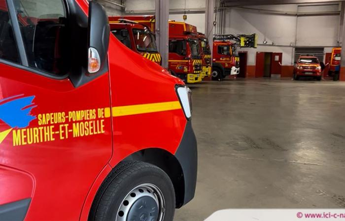 un appartamento distrutto da un incendio in avenue du Général Mangin