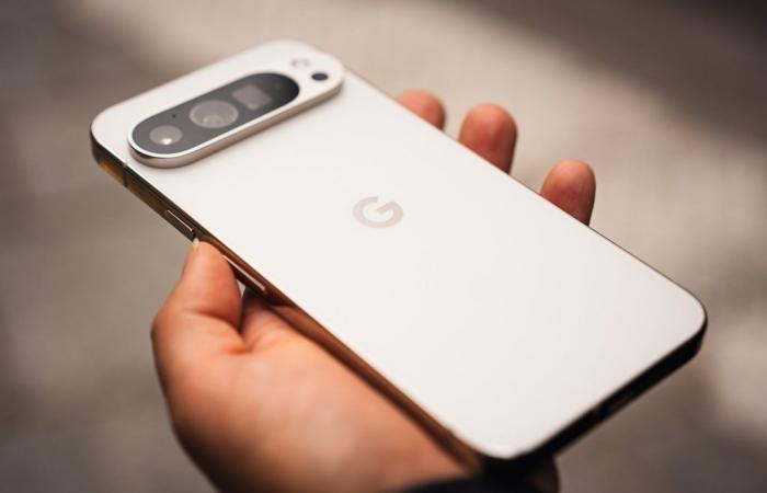 Pixel 9 invia i tuoi dati a Google ogni 15 minuti