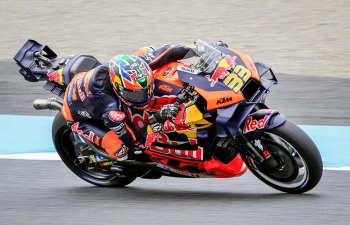 Brad Binder mette KTM al primo posto