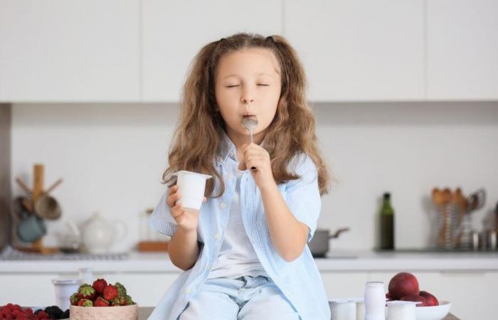 Lo yogurt preferito di questo bambino contiene troppo zucchero