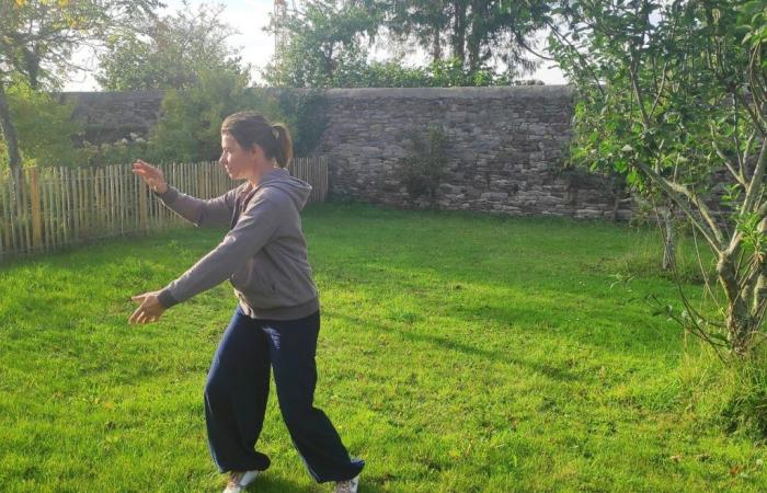 Vicino a Paimpol, questo nuovo istruttore sportivo ti aiuta a lavorare sulla flessibilità e sull’equilibrio