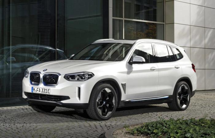 Perché la BMW iX3 non è più ordinabile