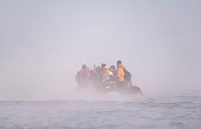 Nuova tragedia nella Manica: quattro persone, tra cui un “bambino molto piccolo”, muoiono durante una traversata