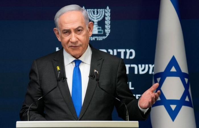 Benyamin Netanyahu ritiene che Emmanuel Macron dovrebbe “vergognarsi” per aver voluto porre fine alle consegne di armi a Israele