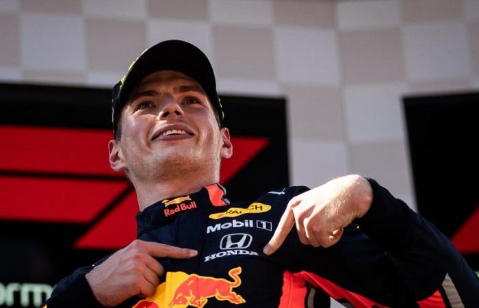 Max Verstappen e Ayrton Senna messi in risalto dalla Honda in una campagna pubblicitaria