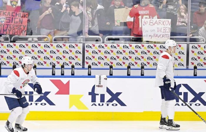 VIDEO | Centinaia di appassionati di hockey sono venuti ad accogliere i campioni della Stanley Cup in Quebec