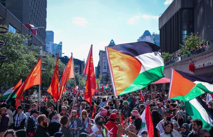 Un anno di guerra a Gaza | Una manifestazione filo-palestinese nel centro di Montreal