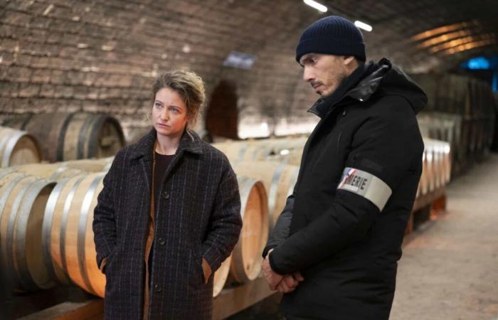 Recensione / “I delitti ad Arbois” (2024) con Sophie de Fürst, Samir Boitard e Lionnel Astier