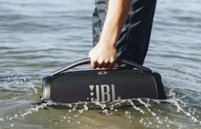 Oltre 100 € di sconto per Boombox 3, il potente altoparlante di JBL