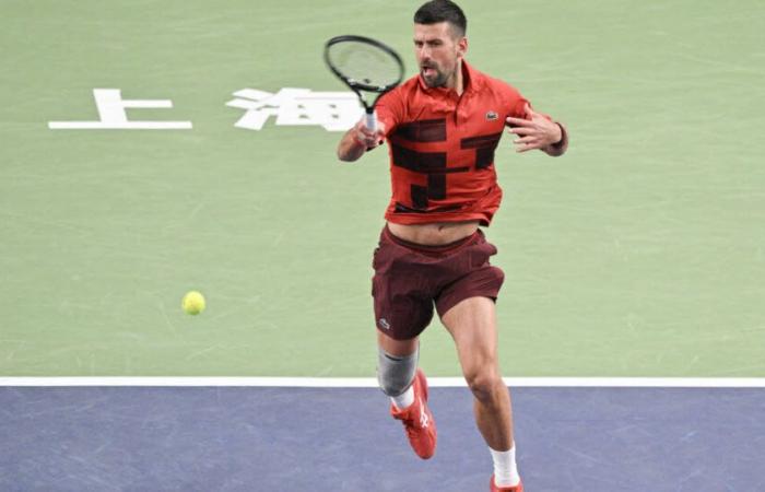 Djokovic combatte e avvia la sua strada verso il centesimo titolo