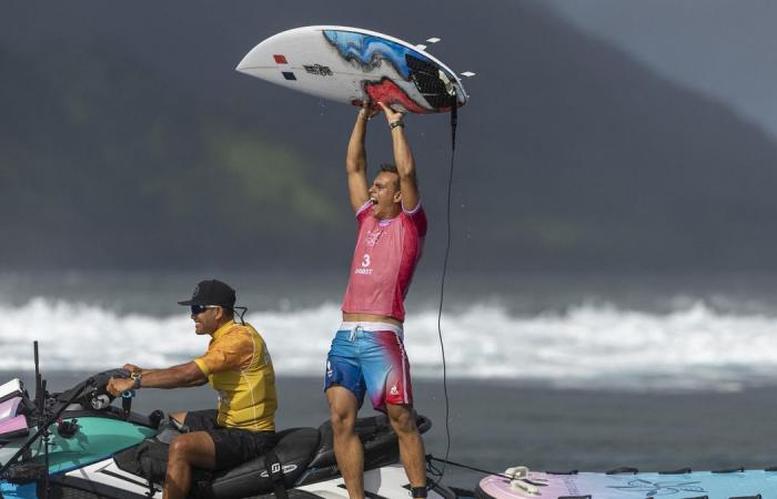 Giochi Olimpici di Parigi 2024 – Surf: completato lo smantellamento della torre dei giudici di Teahupo’o