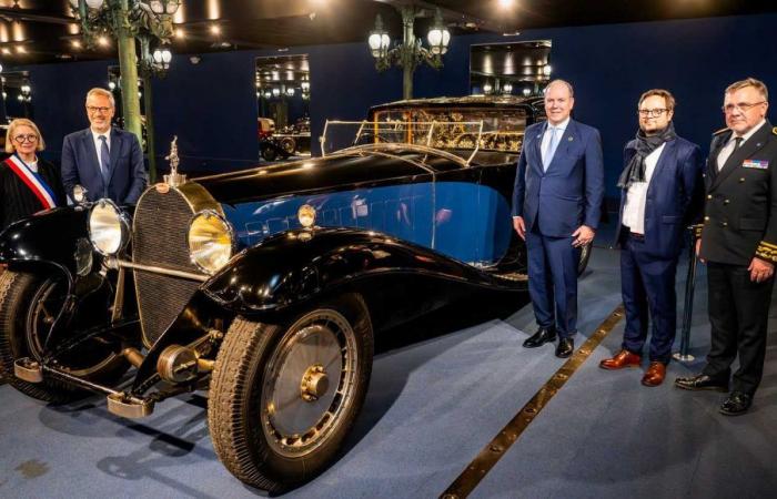 Il principe Alberto II presta auto della sua collezione privata a un museo di Mulhouse