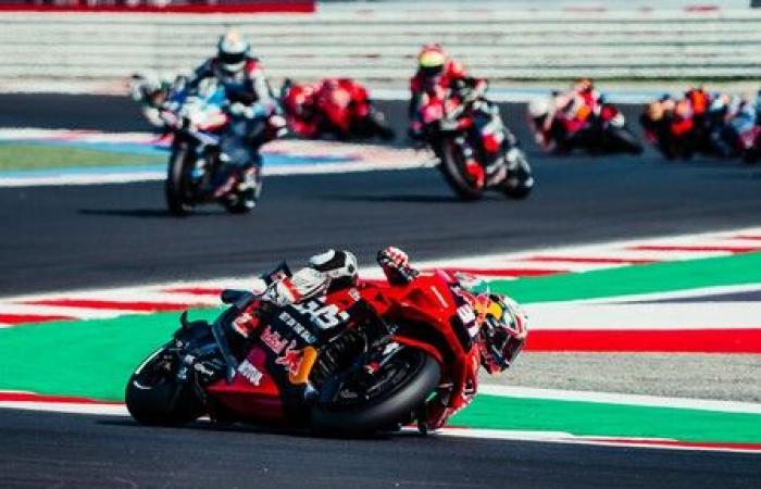 MotoGP, Dani Pedrosa alza il velo sulle recenti decisioni di Mattighofen: “KTM ha dovuto fare cambiamenti radicali”