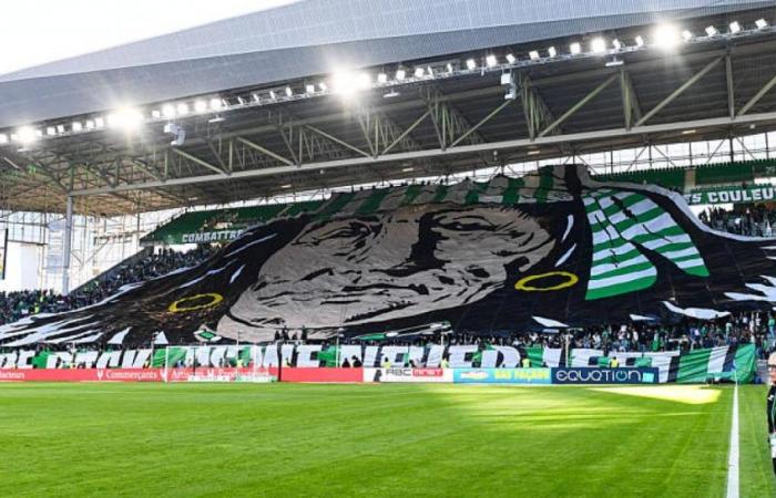 Auxerre: l’impressionante tifo dei tifosi del Saint-Etienne