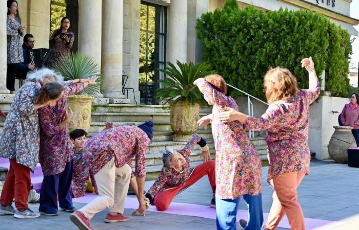 ARLES Ottobre Rosa: l’importanza dell’autopalpazione del seno