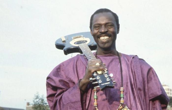 Ritrovato il trofeo rubato di Ali Farka Touré, “è festa in paese”