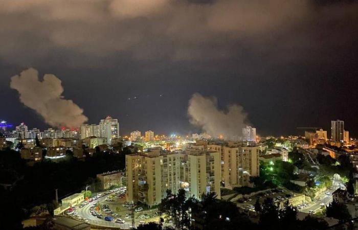 Missili Hezbollah colpiscono Haifa e Tiberiade, mentre Israele bombarda il sobborgo notizia