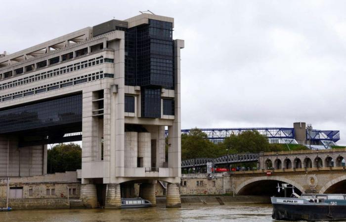 Bercy conferma che si “considera” di aumentare l’imposta oltre il livello pre-crisi energetica