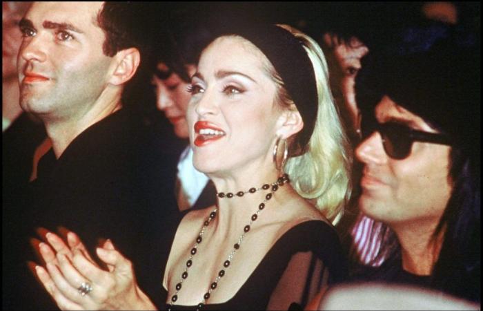 Madonna in lutto: la regina del pop piange la morte del fratello, una vera strage intorno a lei