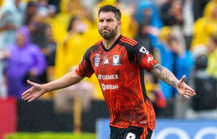 Pessima cannonata di Gignac su punizione dei Tigers