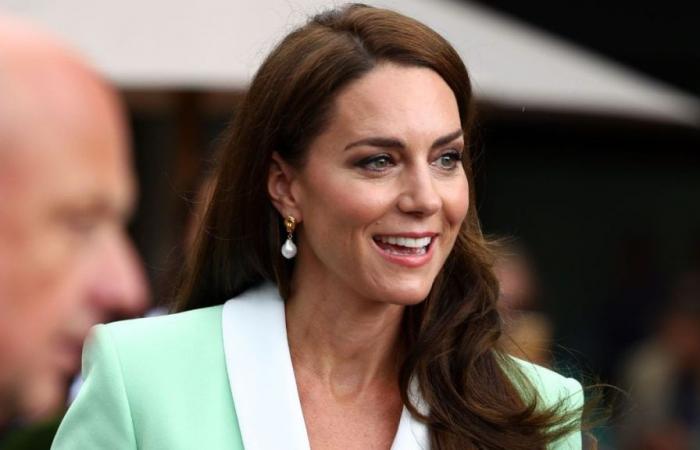 Kate Middleton si ritirerà dalla vita pubblica per 10 anni: esperto reale