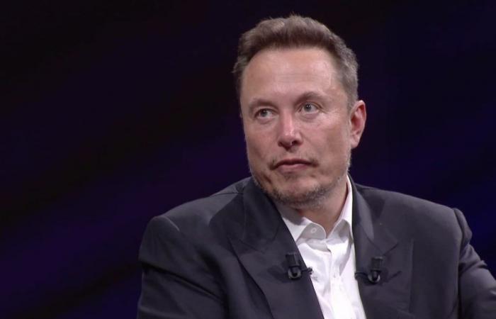 Elon Musk appare con Tucker Carlson a sostegno di Donald Trump