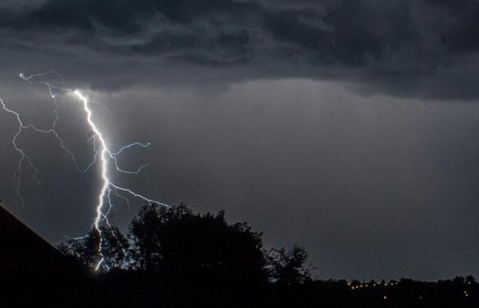 Météo France mette in allerta arancione per piogge e piene nelle Alpi Marittime questo martedì