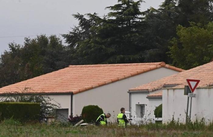 Un aereo monomotore si schianta contro il muro di una casa in Vandea: ritrovati due corpi