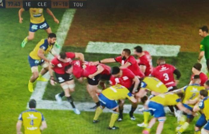 Top 14 – Clermont – Tolone: ​​l’arbitraggio di Marbot sotto esame, il finale burrascoso della partita