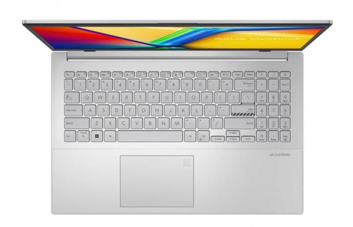 Promo €449 Asus VivoBook Go 15 S1504FA-BQ805W, economico portatile da 15″ argento sottile e leggero AMD Ryzen 5 con SSD da 512 GB, tastiera retroilluminata, biometria + zaino