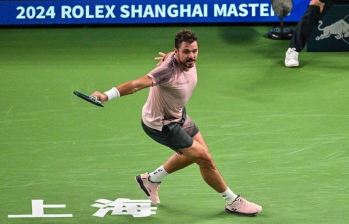 Tennis: Stan Wawrinka non continua a Shanghai