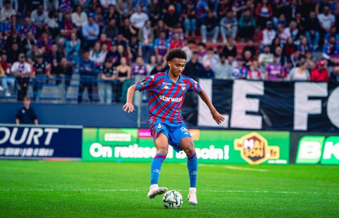 SM Caen. Tre giocatori dello Stade Malherbe, compreso uno nuovo, con i Bleuets durante l’intervallo