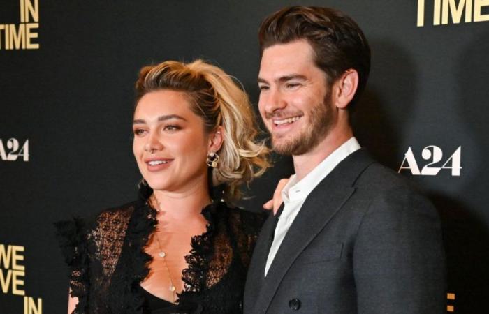 Amore nel presente: durante questa scena di sesso, Andrew Garfield e Florence Pugh non hanno sentito il regista dire “taglia”