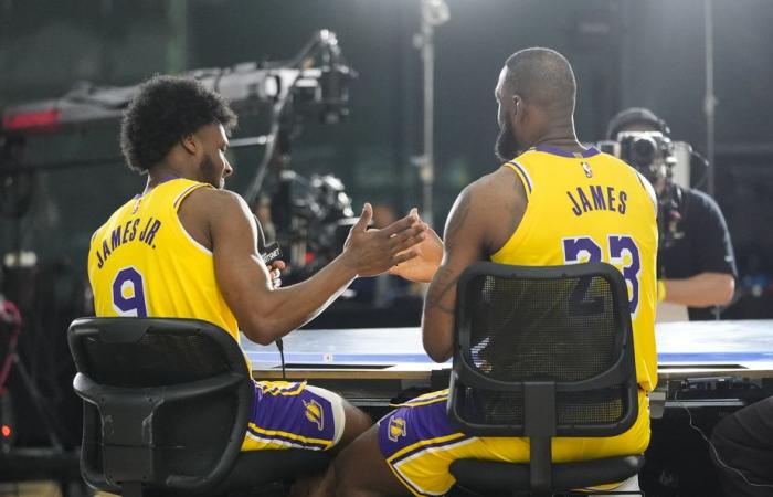 Prima partita padre-figlio nella storia della NBA | LeBron e Bronny James sullo stesso piano con i Lakers