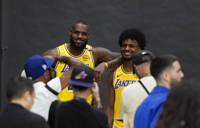 Prima partita padre-figlio nella storia della NBA | LeBron e Bronny James sullo stesso piano con i Lakers