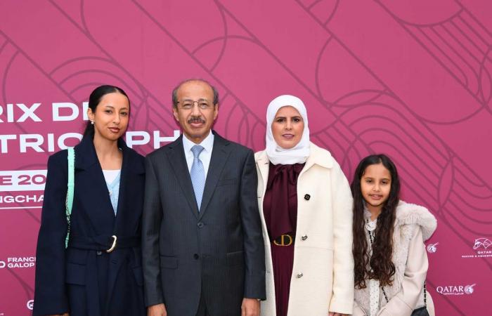 Il Principe Alberto II al Premio Arco di Trionfo del Qatar con gli sceicchi del Qatar