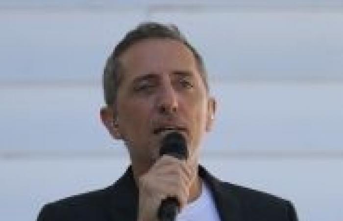 Gad Elmaleh rileva il famoso cabaret “Chez Michou”: “È un’ottima cosa voltare pagina”