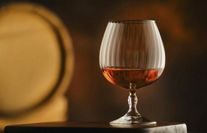 Sovraccaricata sulle sue automobili, la Cina si vendica del cognac