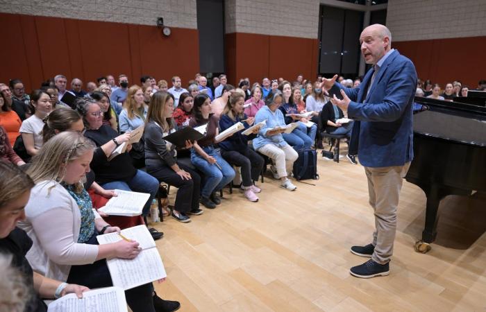 Il coro del Tanglewood Festival si prepara per la sinfonia n. 8 di Mahler