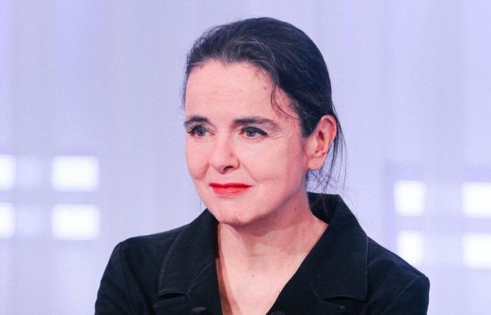 Amélie Nothomb: “I miei libri stanno diventando sempre più seri”