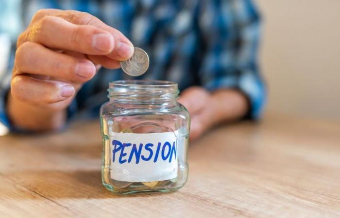 Ecco quanto risparmiano i pensionati francesi al mese (è più di prima), secondo uno studio